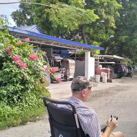 Angeles City Guesthouse Экстерьер фото