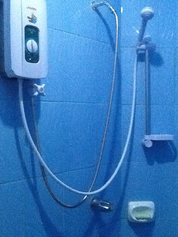 Angeles City Guesthouse Экстерьер фото
